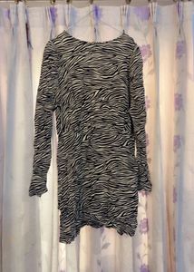 Stunning Party Wear Dress In Zebra Print 🖤🤍