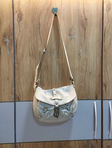 Stylish Sling Bag 🌸