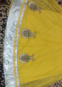 Kaliyon Wala Ambrella Suit Pajami Dupatta Sath Mei