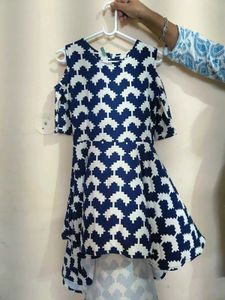 Stylish Blue & White Geometric Cold Shoulder Dress