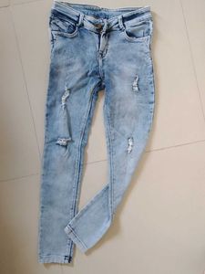 Light Wash Distressed Skinny Jean