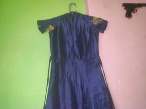 Elegant Navy Blue &amp; Gold Embellished Dress