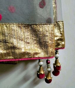 Gray &amp; Pink Embroidered Dupatta