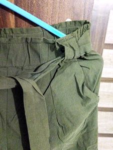 Olive Green Strech Pants With Knot