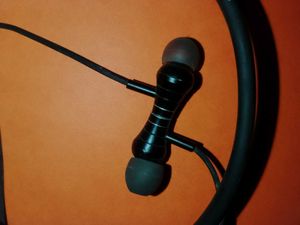 Neckband Wireless Earphones