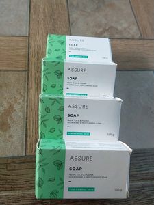 Neem,Tulsi & Pudina Nourishing & Moisturising Soap For Normal Skin