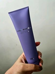 Zara GARDENIA and VIOLET BLOSSOM shimmer Body Loti