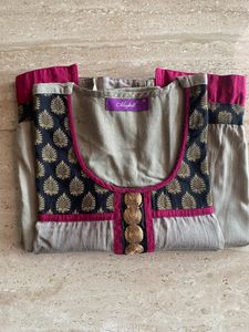 Maybell Long readymade kurta with short sleeves