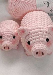 Crochet Cute Piggy Keychain