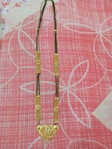 Golden Mangalsutra 🎉