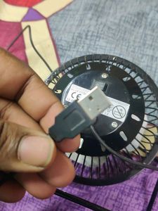 Scarlett Comfort USB Fan Portable Size With Metal Body And Wings