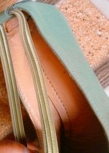 Girls&#39; Footwear