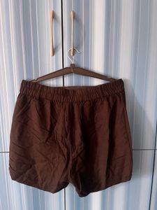 Ginger High Waist Buttoned Shorts-34