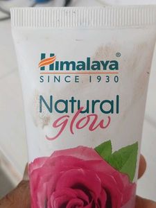 Himalaya Natural Glow Face Wash