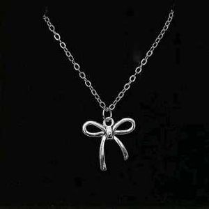 Bow Pendant Necklace