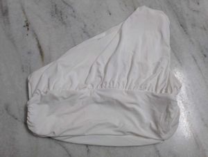 Chic One-Shoulder Crop Top