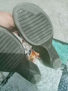 Sandle