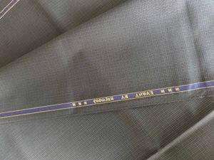 Men Raymond exclusive suiting cloth fabric