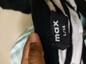 Max Stripes Tshirt