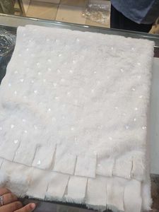 New Luxury Woolen Shawl With Hearts