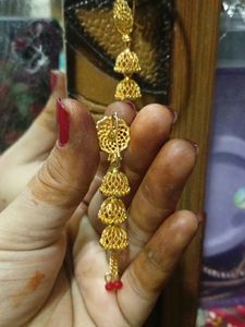 Earings