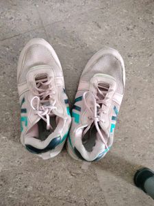 Retro Sneakers