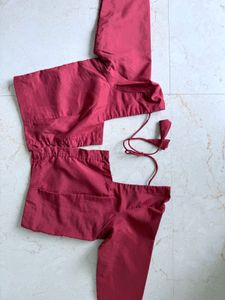 Paper Silk Saree With Golden Thread Work