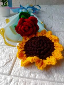 Crochet Sunflower &amp; Rose Bouquet