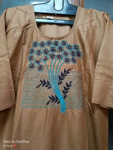 🇳🇿💫❤️Embroidered Elegant Gold Colour Kurti