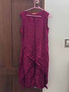 Burgundy Sleeveless kurti with asymmetric hem