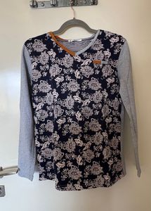 Cute top From BWJS