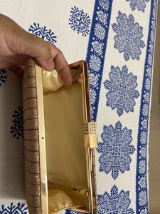 Hand Clutch