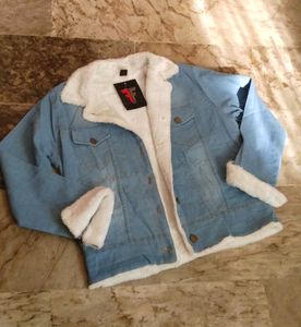 BRAND New Sky blue💙denim fur jacket (girls/women)