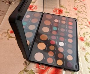 Makeup Revolution London Eyeshadow Palette