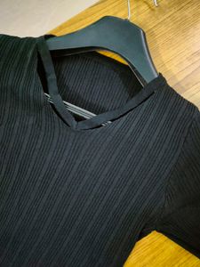 Korean Black Top