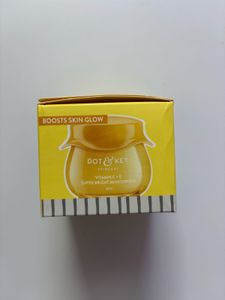Dot &amp; Key Skincare Set