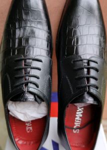 Size 6 Leather Shoes Black