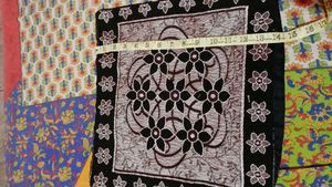 4 Cushion Cover