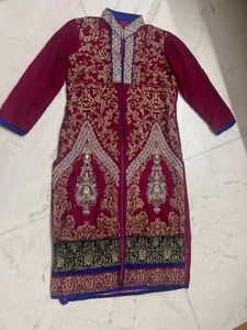 Elegant Embroidered Kurta