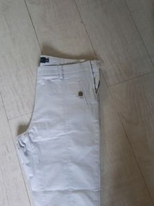 beige Capri pants