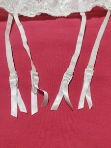 ESMARA White Lace Garter Belt