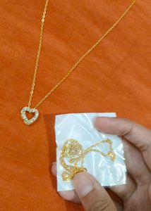 Gold Pendants (6 Piece)
