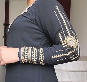 🌸 Black &amp; Beige Ethnic Skirt and Kurti Set – Eleg