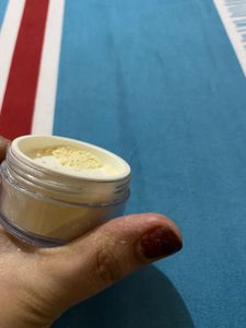 Ny Bae Banana Loose Powder