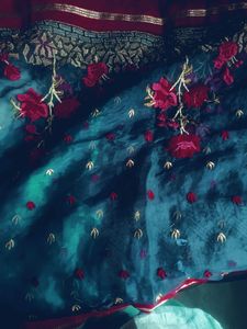 2 Dupattas..