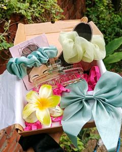 Hair Accessory Gift