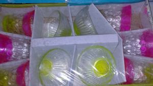 Treat Me Glass And Bowls Set 6 Piece