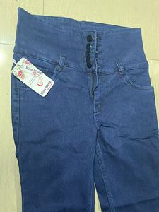 💙Unused Jeans With Tag 💙