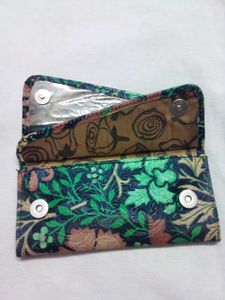 Elegant Purses For Party And Regular Use