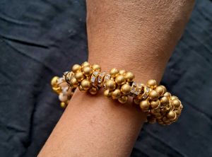 BEAUTIFUL 😍 Bracelet Bangel